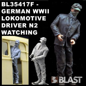 BL35417F - WWII LOKOMOTIVE DRIVER N2 WATCHING
