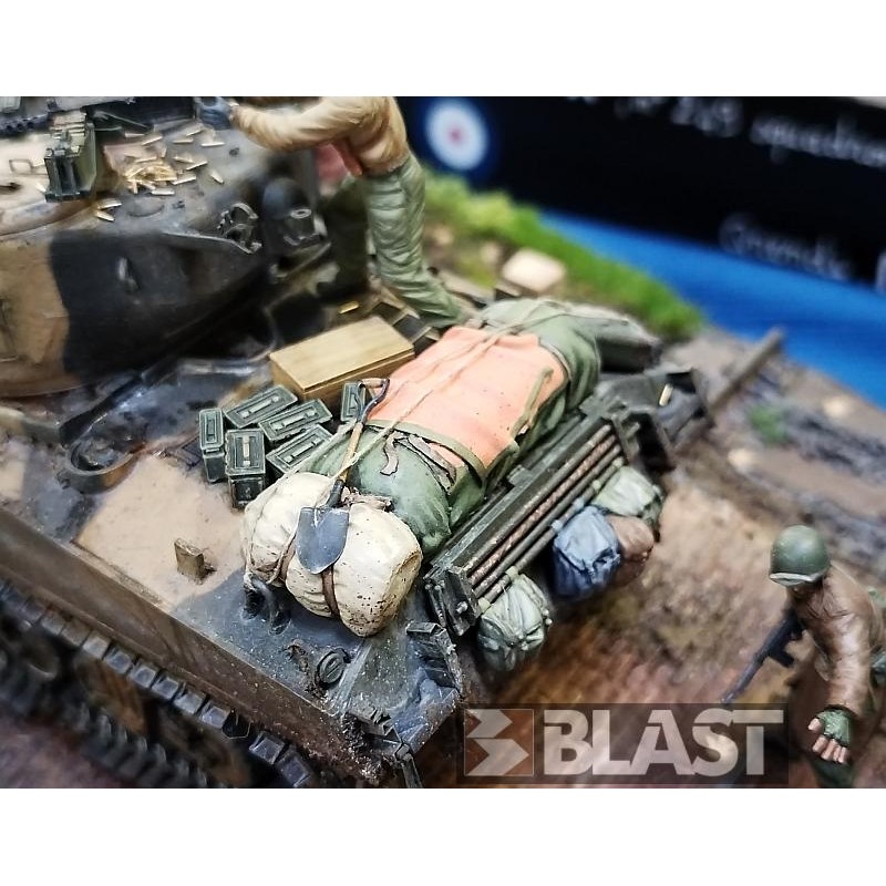 Redog 1/72 Scale (20mm) M4 Sherman Tank Stowage & Detailing Kit - WWII Resin Model Set For 4 Tanks