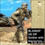 BL35092F - US OIF SOLDIER WITH BINOCULARS*