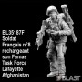 BL35187F - SOLDAT FRANCAIS N8 RECHARGEANT FAMAS - TASK FORCE LAFAYETTE - AFGHA
